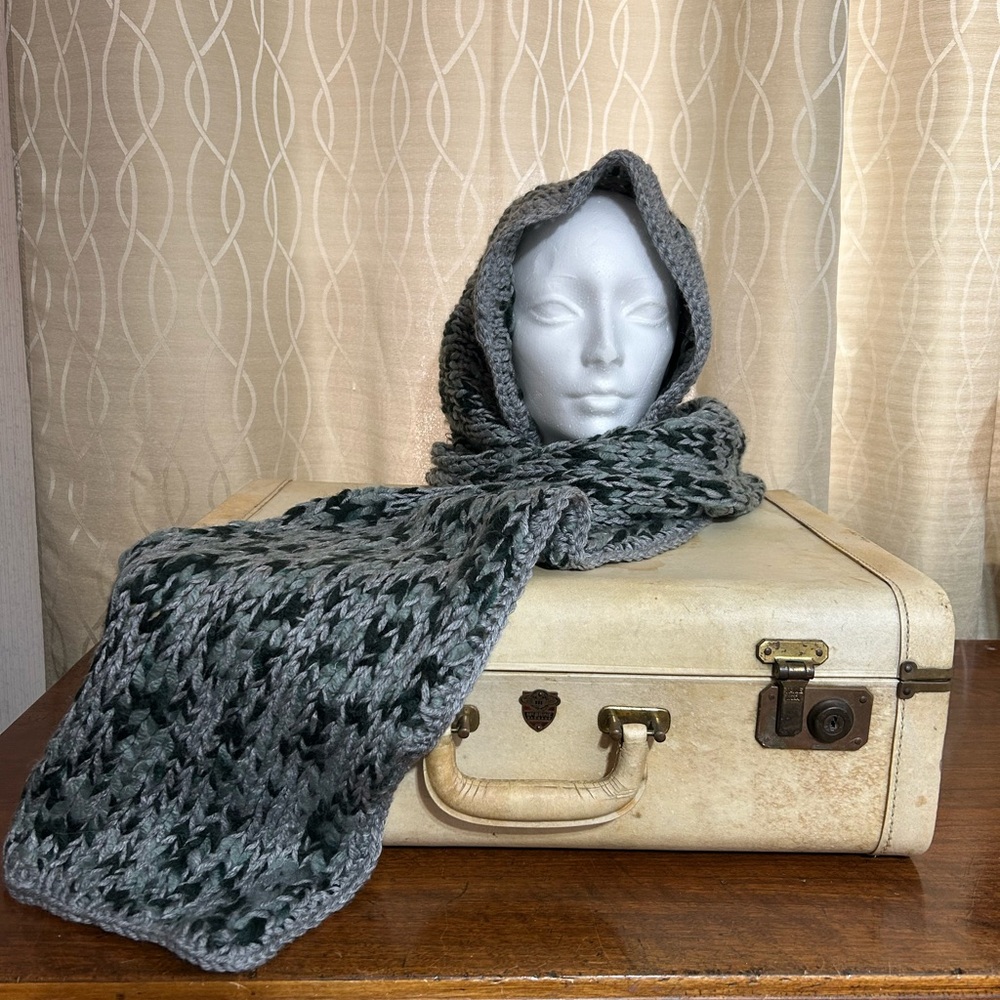Unisex Hooded Scarf Hand Knit Black And Gray Soft Washable NWOT